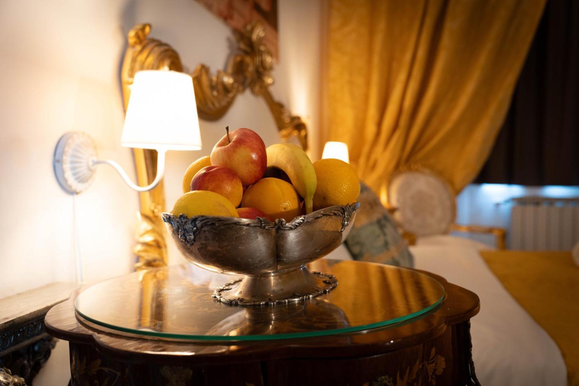 San Giorgio Rooms เจนัว ภายนอก รูปภาพ